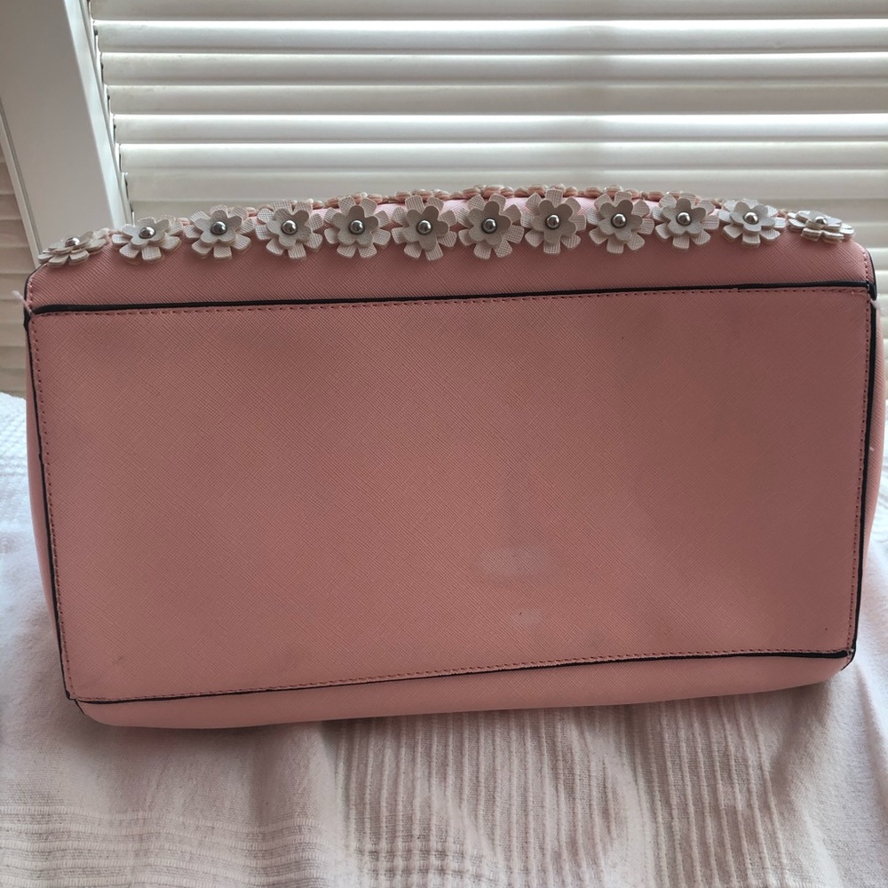 *SOLD*Catherine Malandrino Annabelle Blush Pink Flower Clasp Latch Satchel Purse - Picture 9 of 9